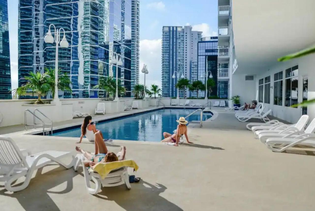 Modern 1 Bed In The Heart Of Brickell With Free Parking Lejlighed Miami Eksteriør billede