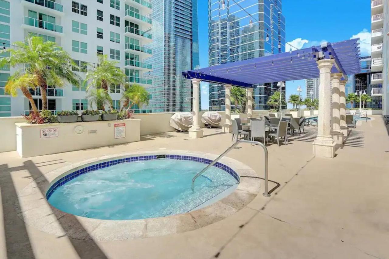 Modern 1 Bed In The Heart Of Brickell With Free Parking Lejlighed Miami Eksteriør billede