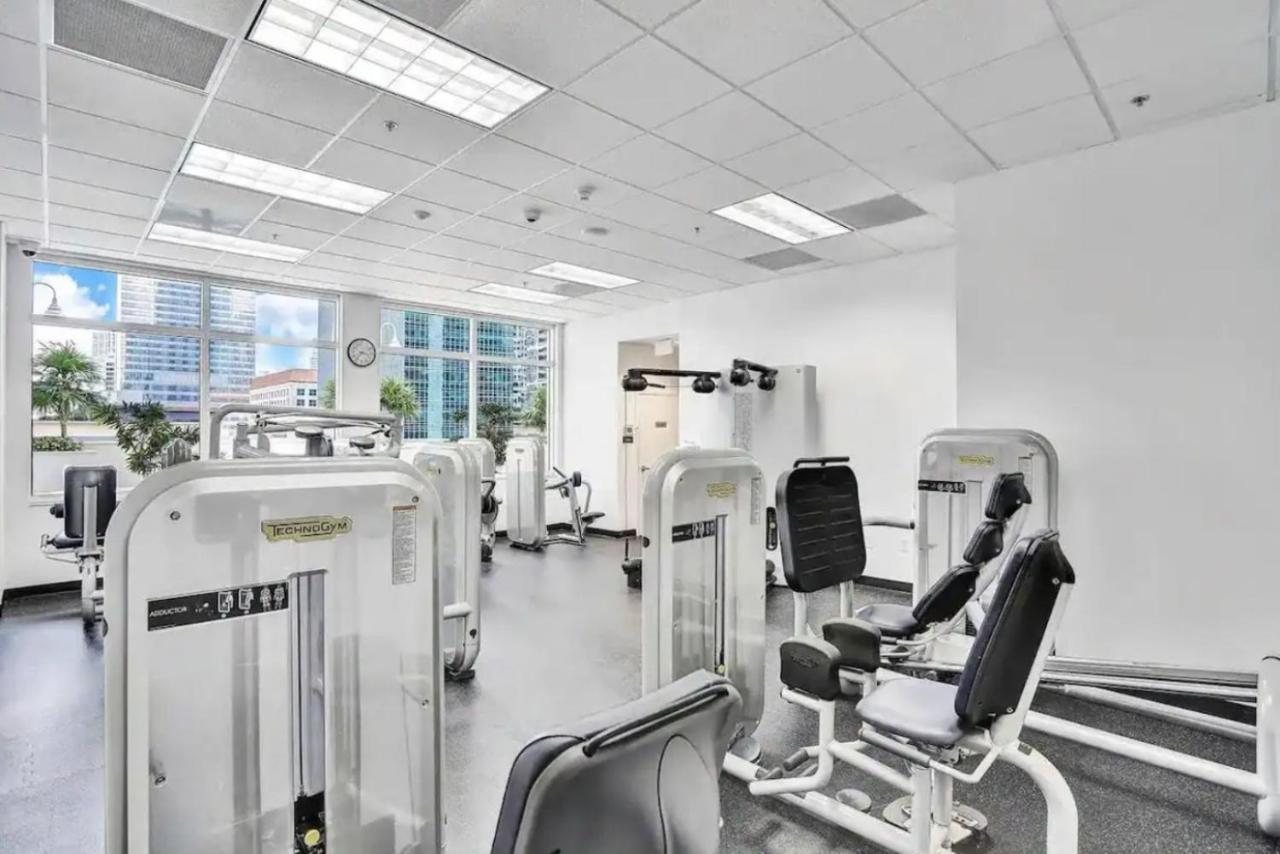 Modern 1 Bed In The Heart Of Brickell With Free Parking Lejlighed Miami Eksteriør billede