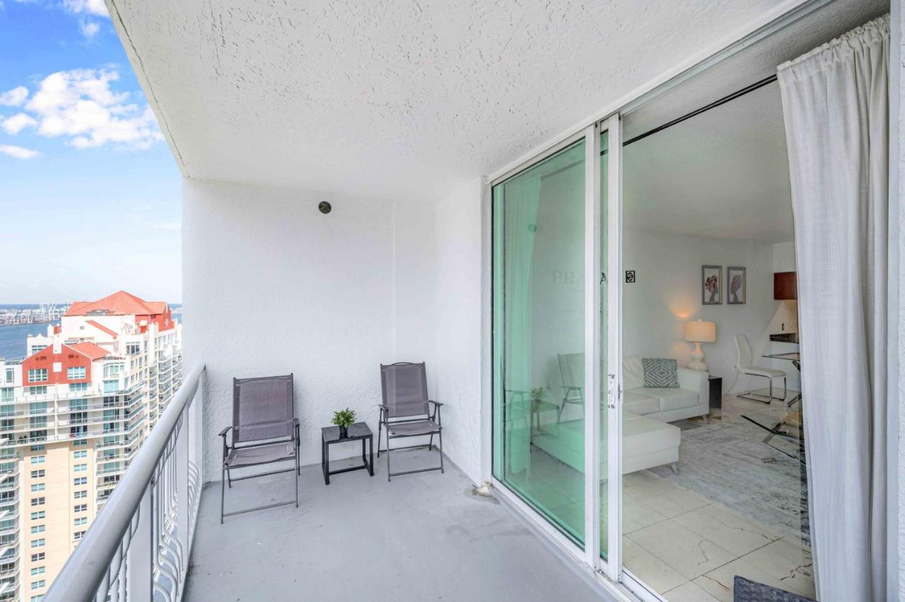 Modern 1 Bed In The Heart Of Brickell With Free Parking Lejlighed Miami Eksteriør billede
