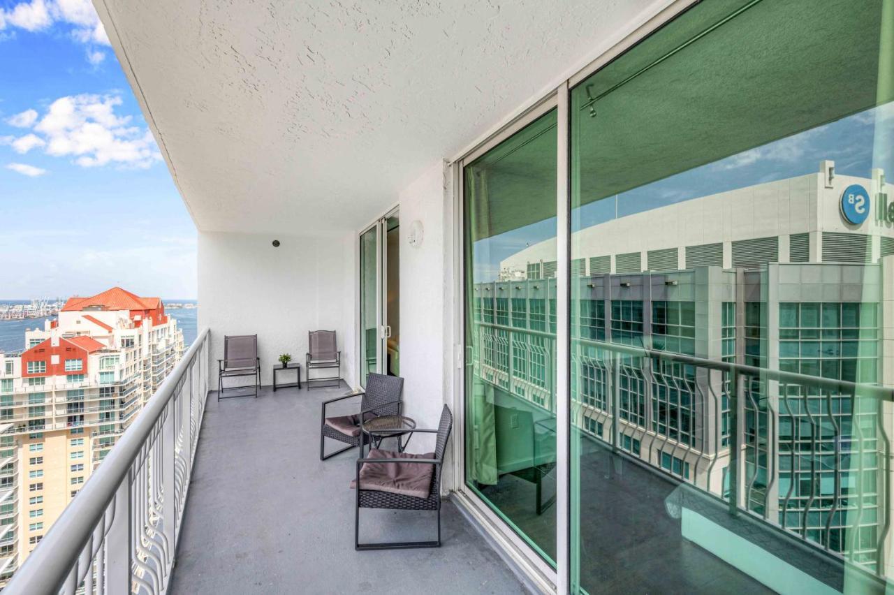 Modern 1 Bed In The Heart Of Brickell With Free Parking Lejlighed Miami Eksteriør billede